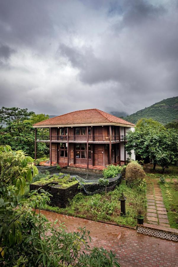 Saffronstays Boulevard Loghouse - A Wooden Chalet Amidst Nature Kārli Buitenkant foto